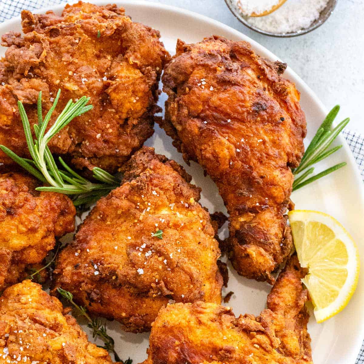 Fried chicken with fries (2 Peices)